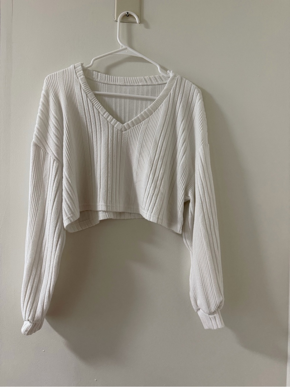 SHEIN White Ribbed V-Neck Cropped Sweater Top